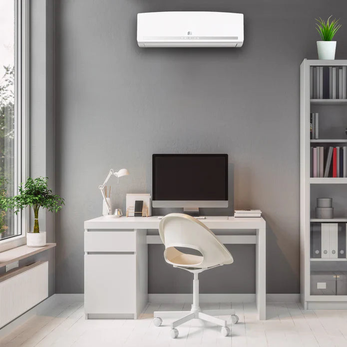 Perfect Aire | Perfect Aire 12000 BTU Quick Connect SYSTEM 115V (R454B) | 
12,000 BTU Mini-Split Quick Connect Kit
No ducts? No problem. This 12,000 BTU mini-split quick conn